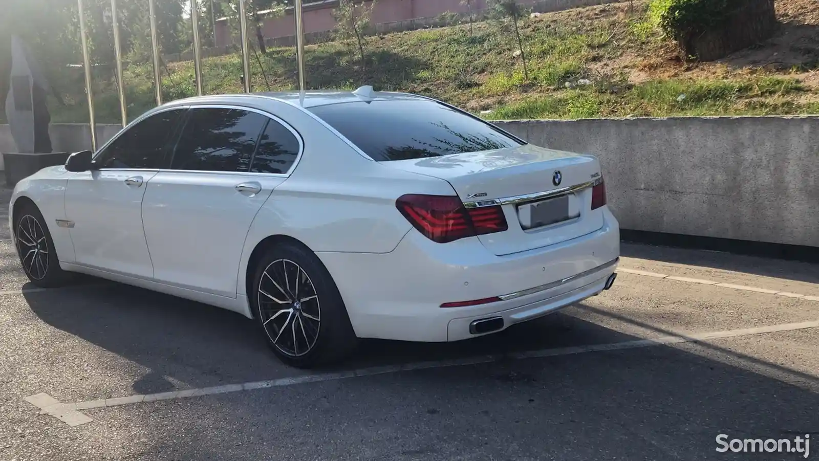 BMW 7 series, 2015-10