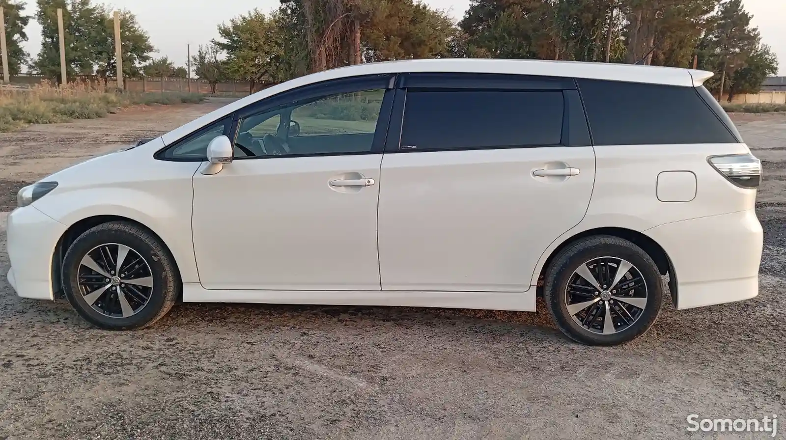 Toyota Wish, 2014-7