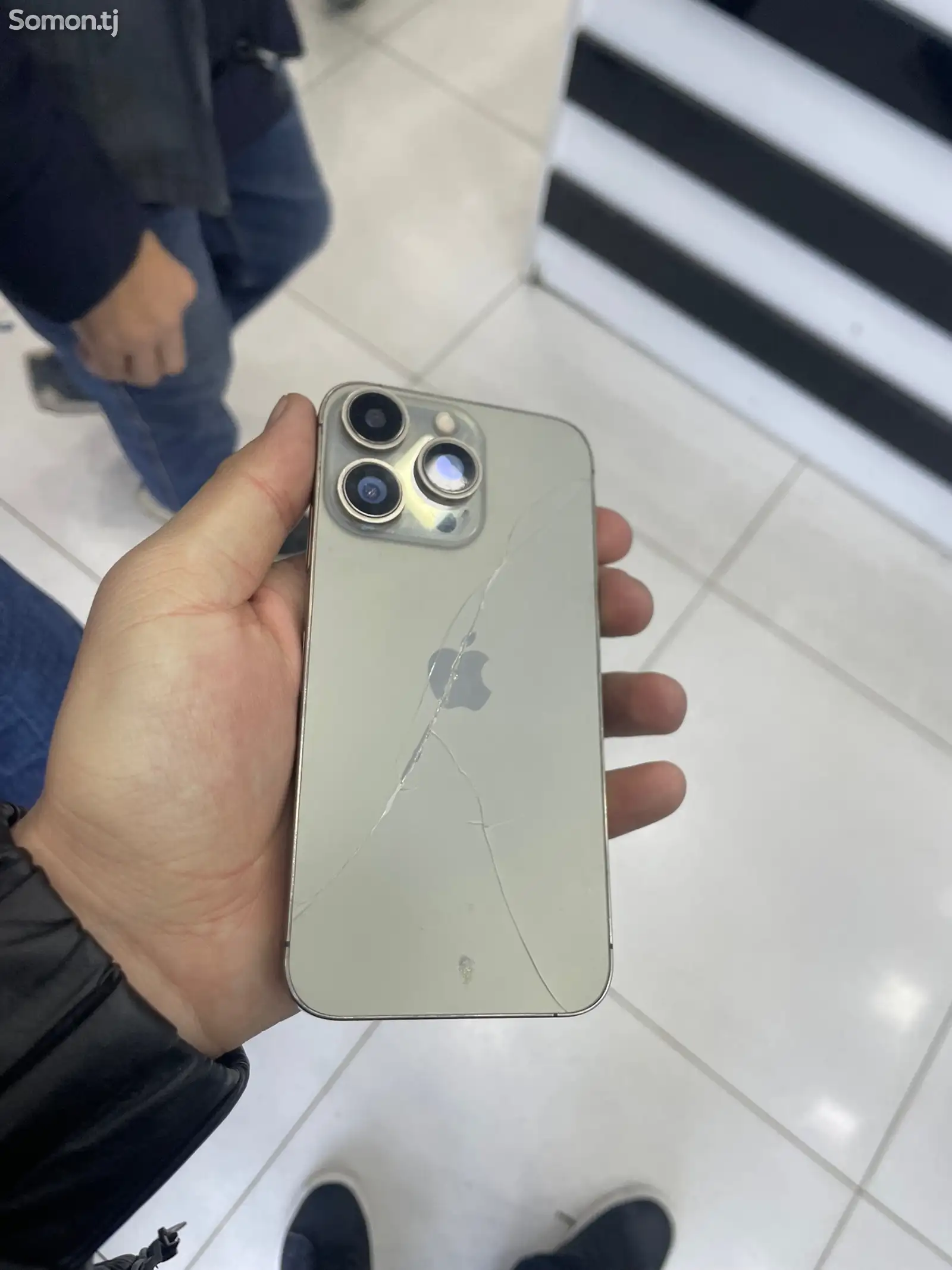 Apple iPhone Xr, 64 gb-1