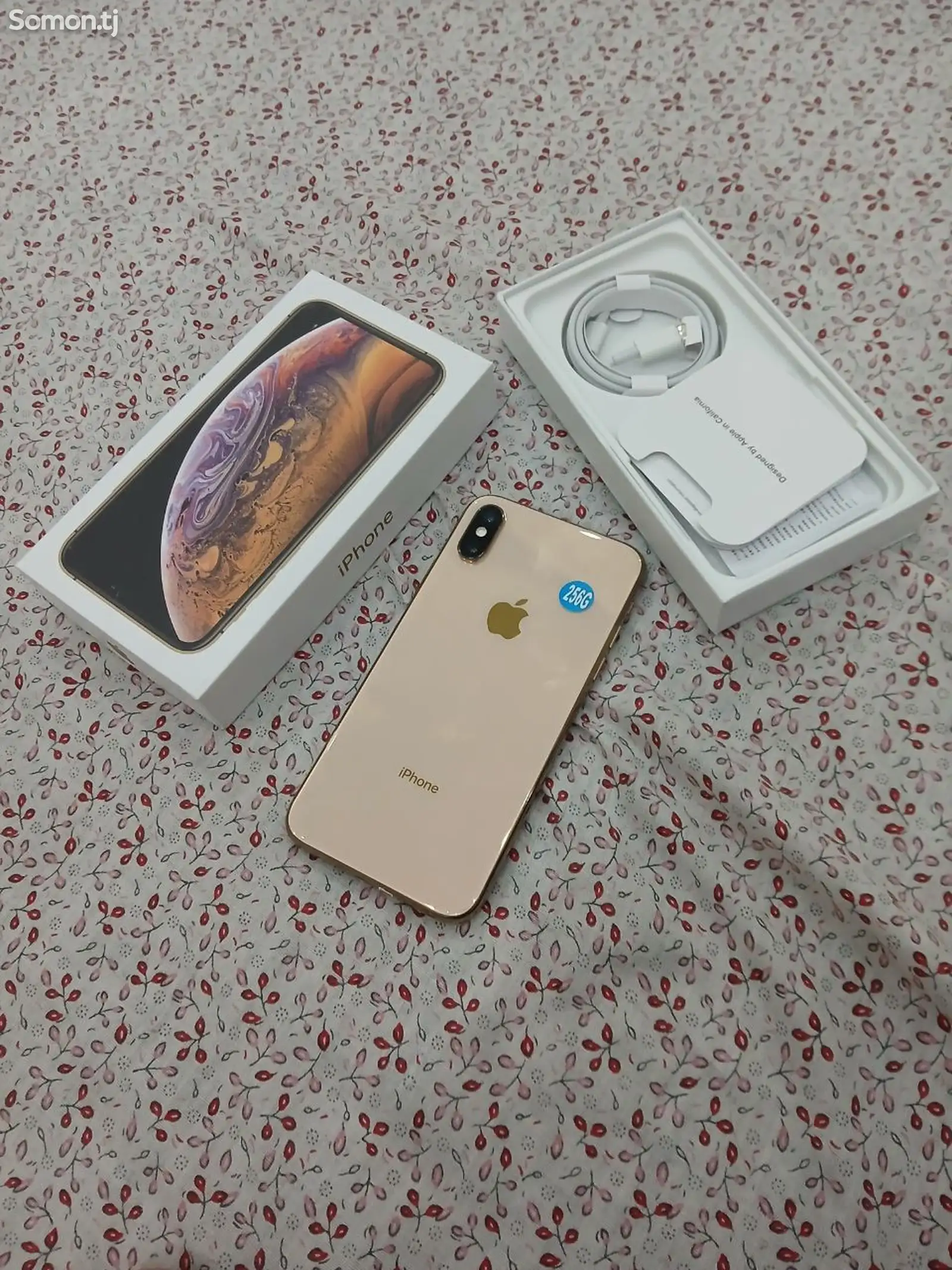 Apple iPhone Xs, 256 gb, Gold-1