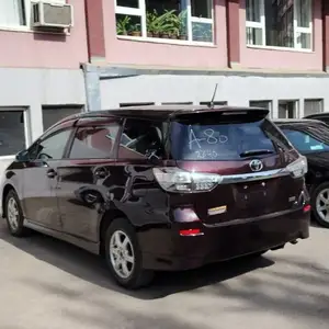 Toyota Wish, 2014