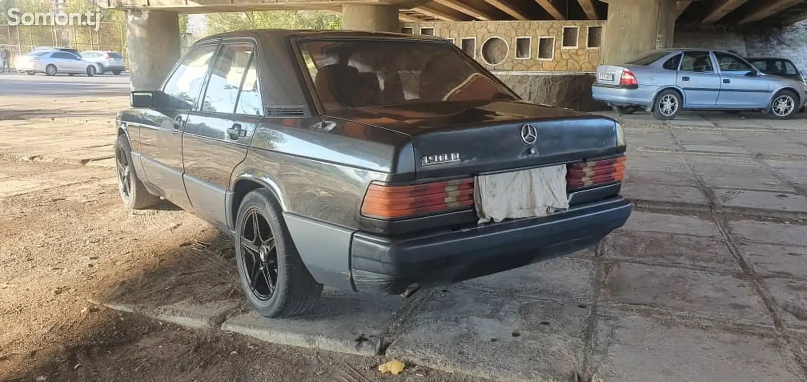 Mercedes-Benz W201, 1990-3