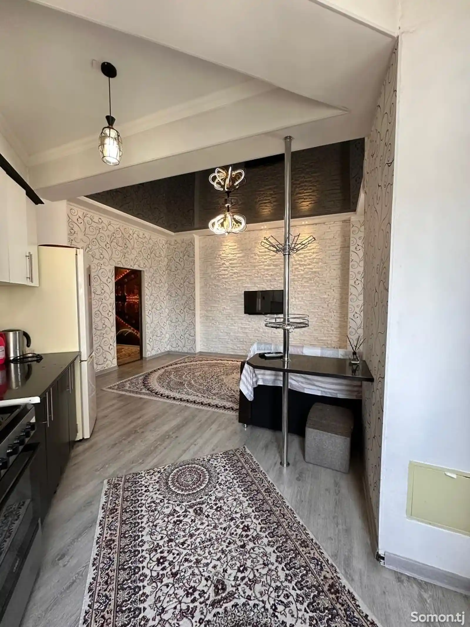 2-комн. квартира, 15 этаж, 60 м², Дом печати-7