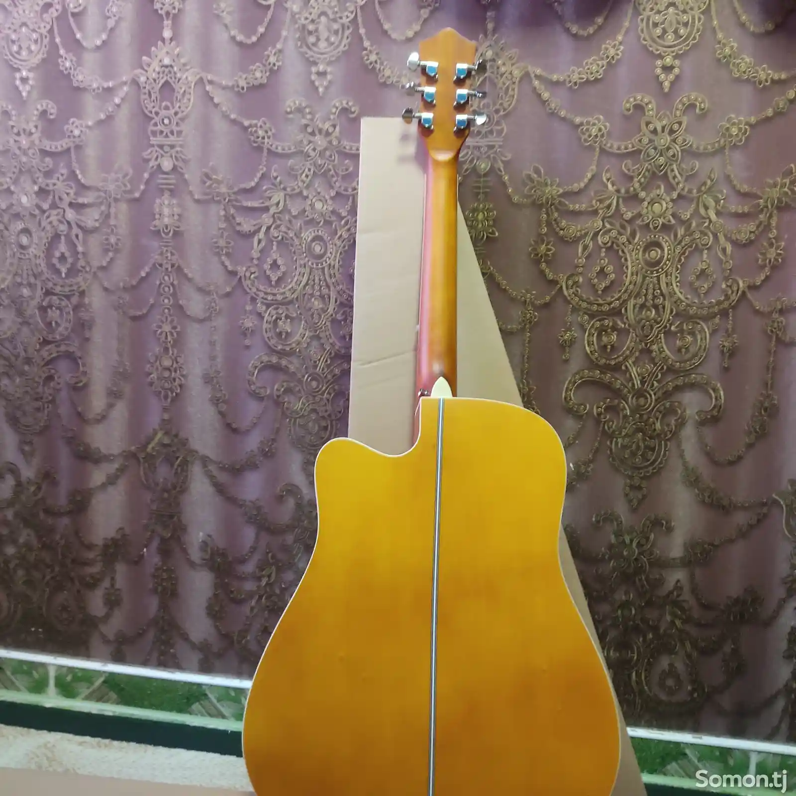 Акустическая гитара-3