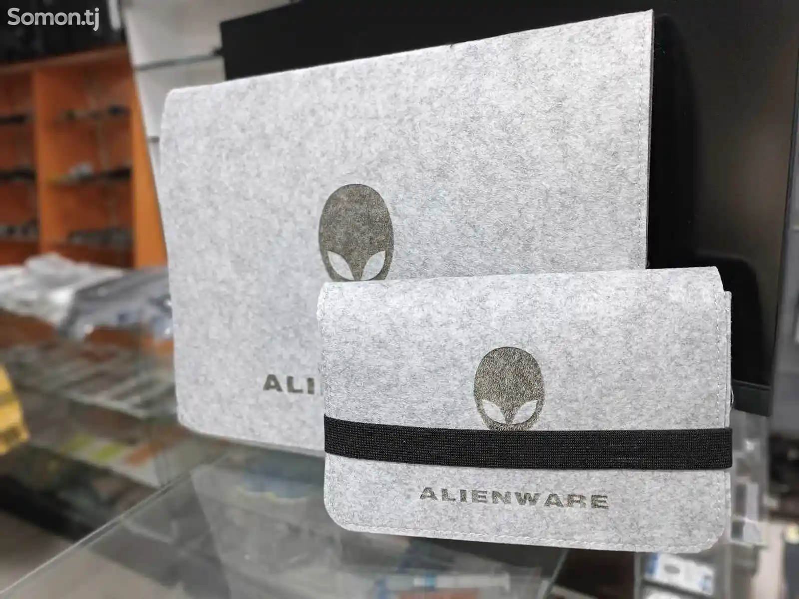 Чехол Для Ноутбука AlienWare-2