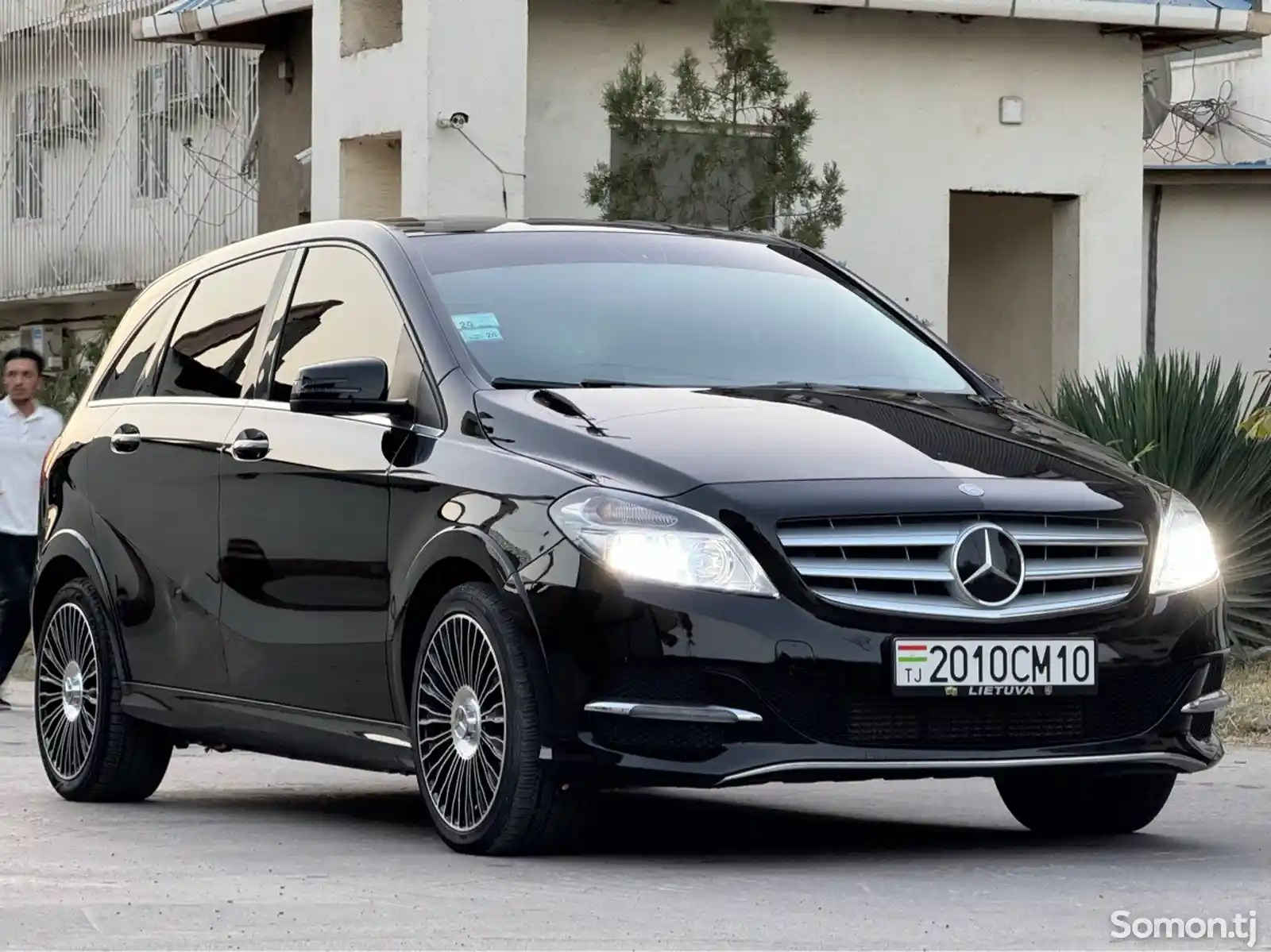 Mercedes-Benz B class, 2014-1