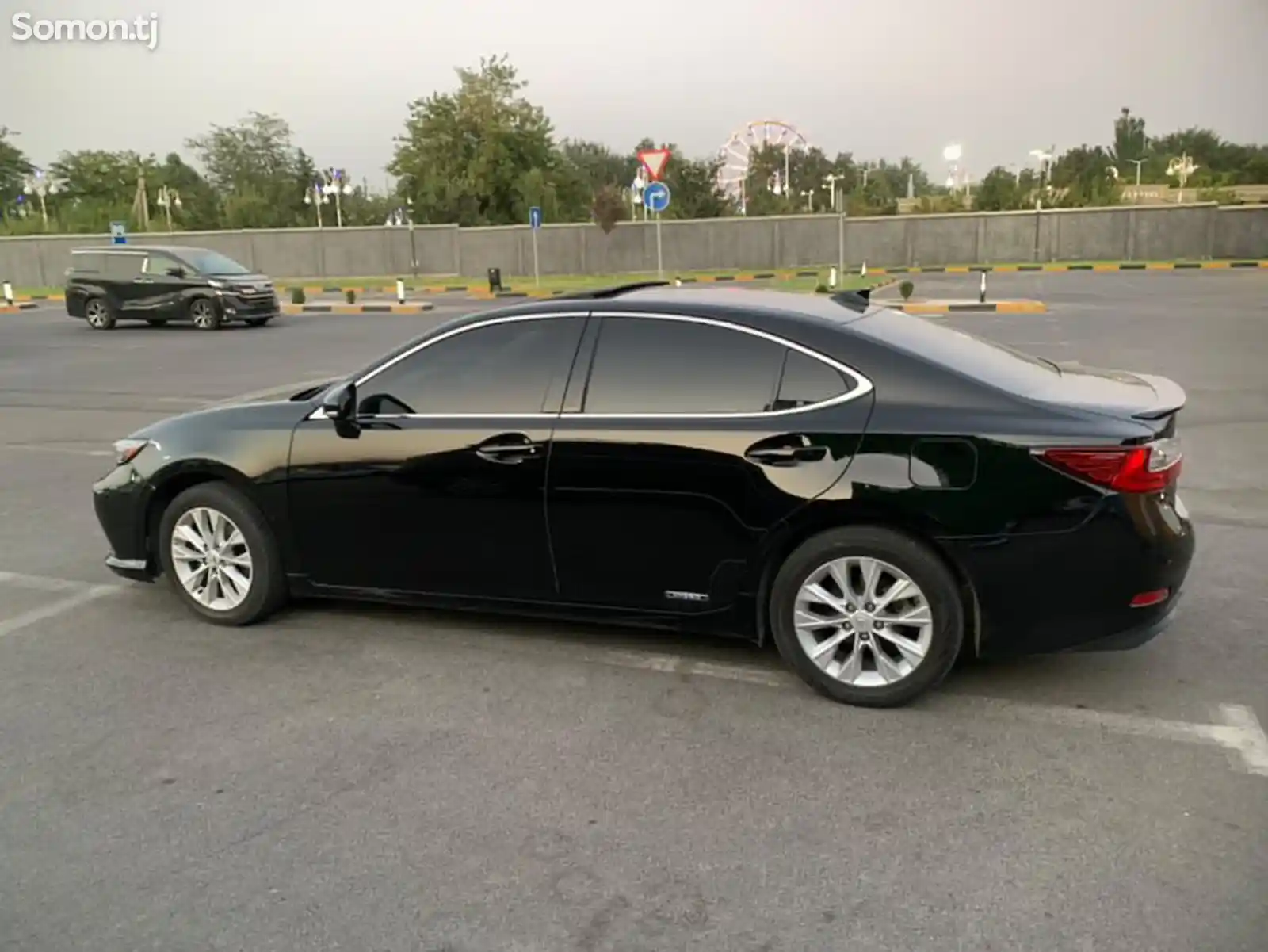 Lexus ES series, 2015-5