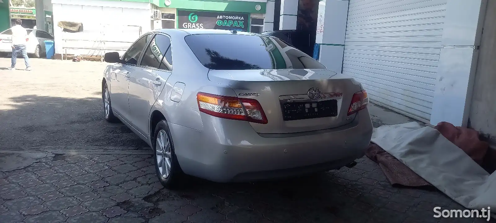 Toyota Camry, 2011-10