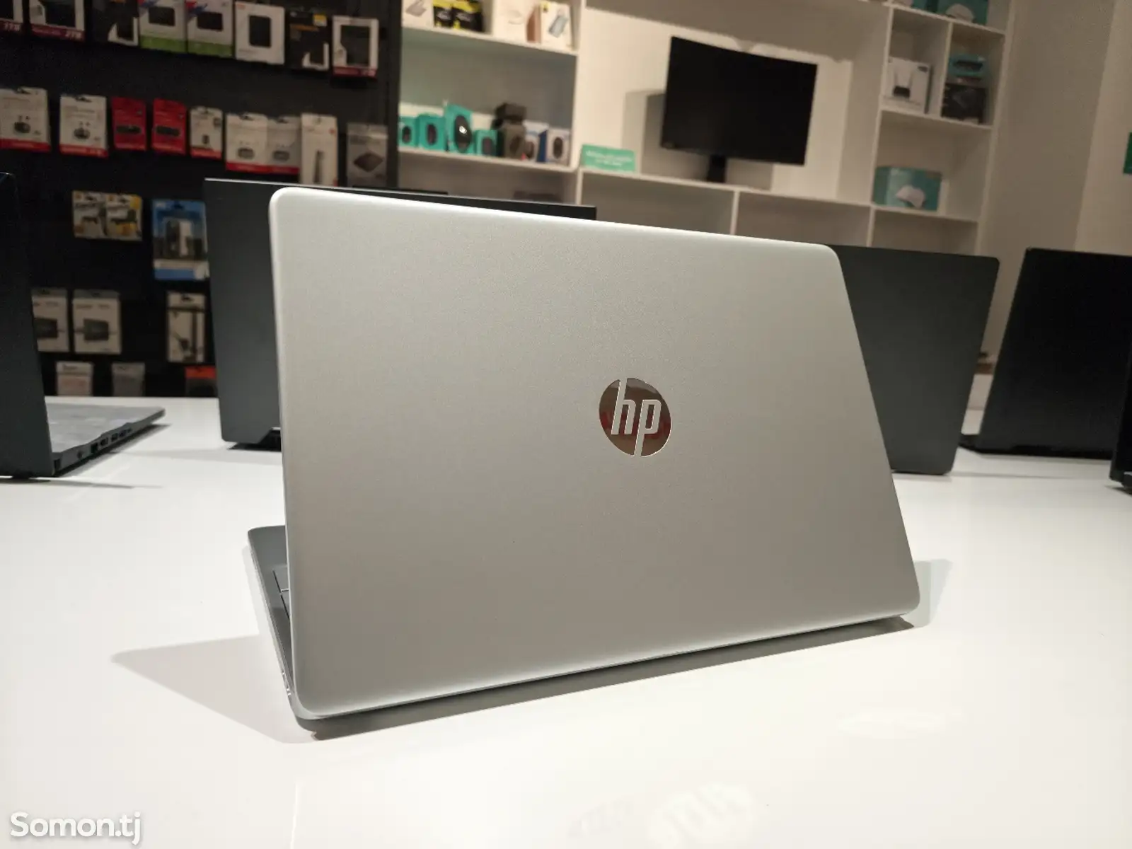 Ноутбук HP Celeron N4120-1