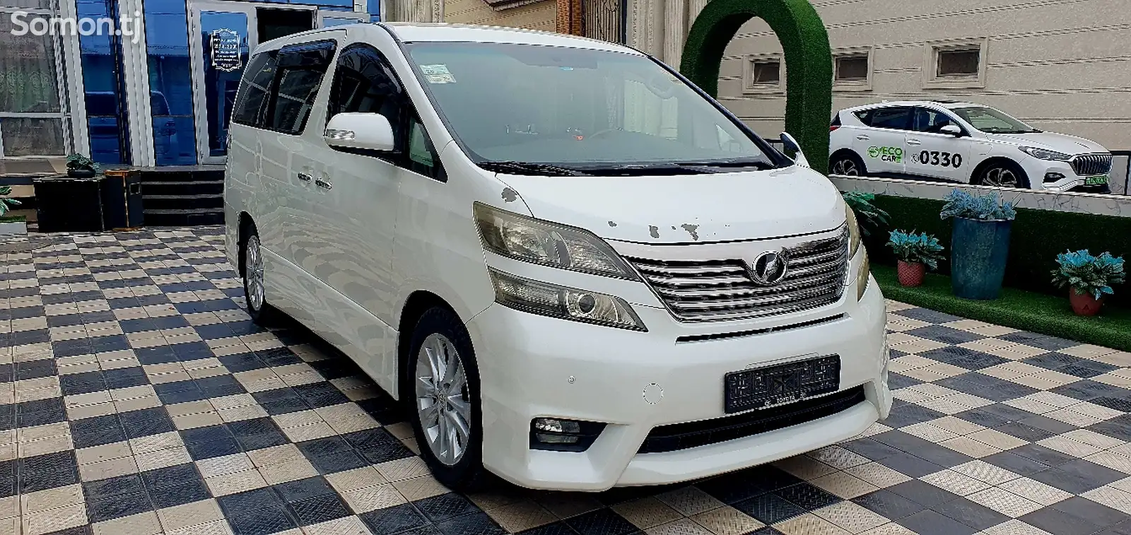 Toyota Vellfire, 2010-1