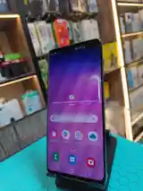 Samsung Galaxy S10 plus-3