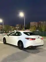 Toyota Camry, 2018-5