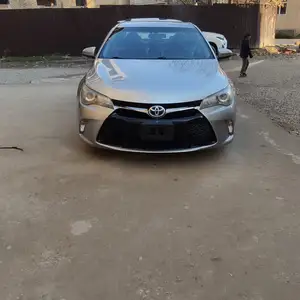 Toyota Camry, 2017