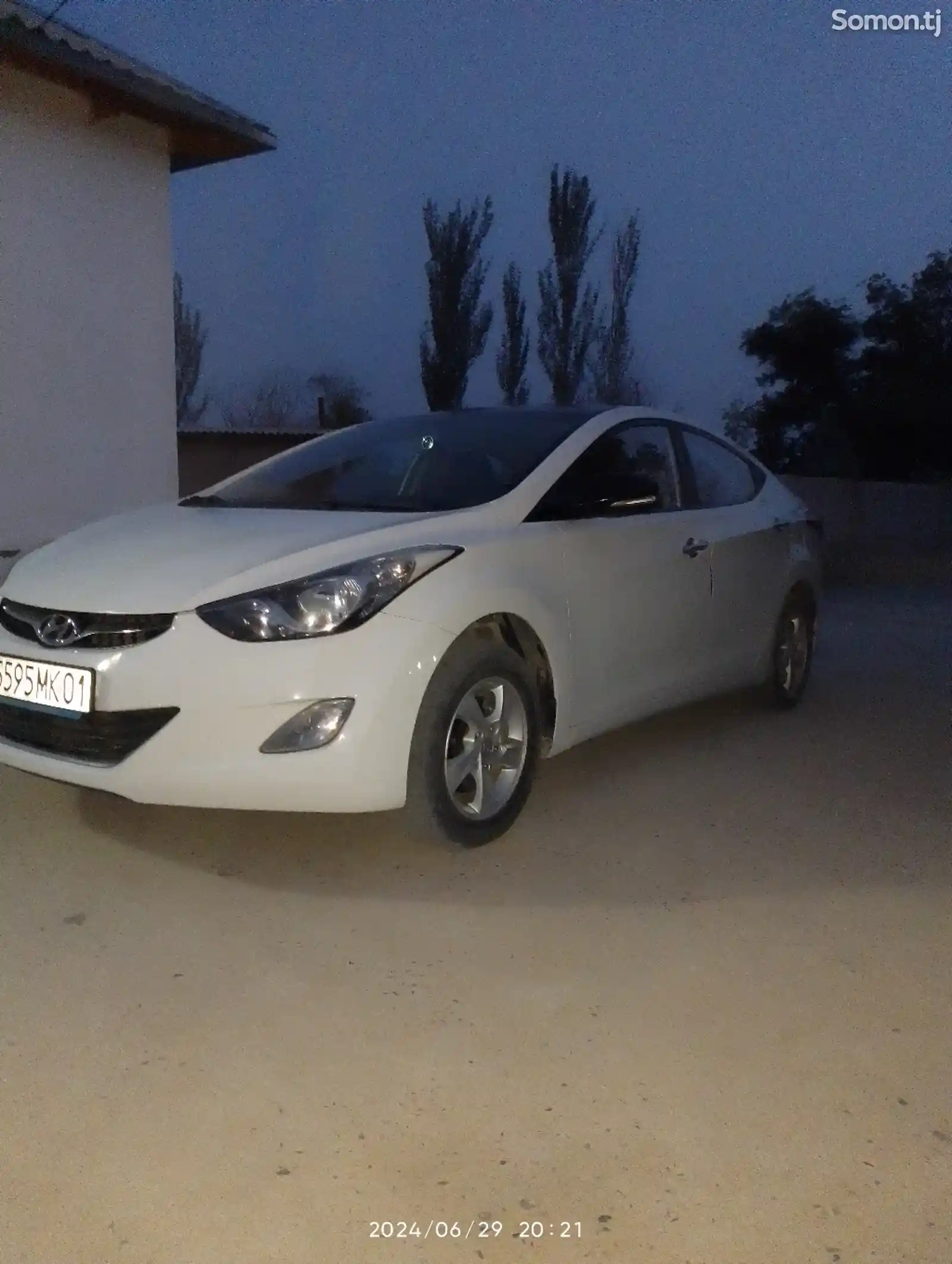 Hyundai Avante, 2012-1