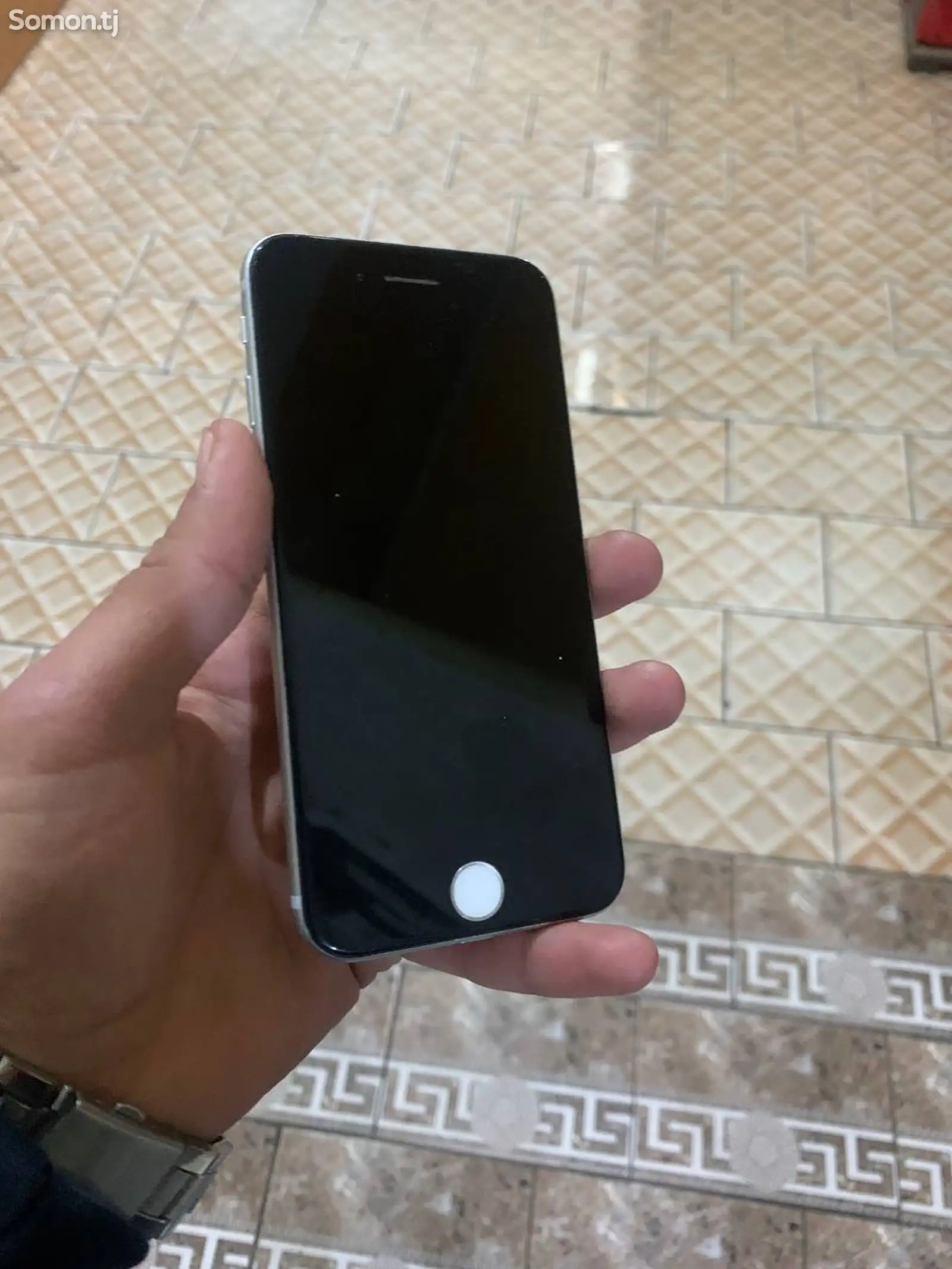 Apple iPhone 7, 32 gb-1