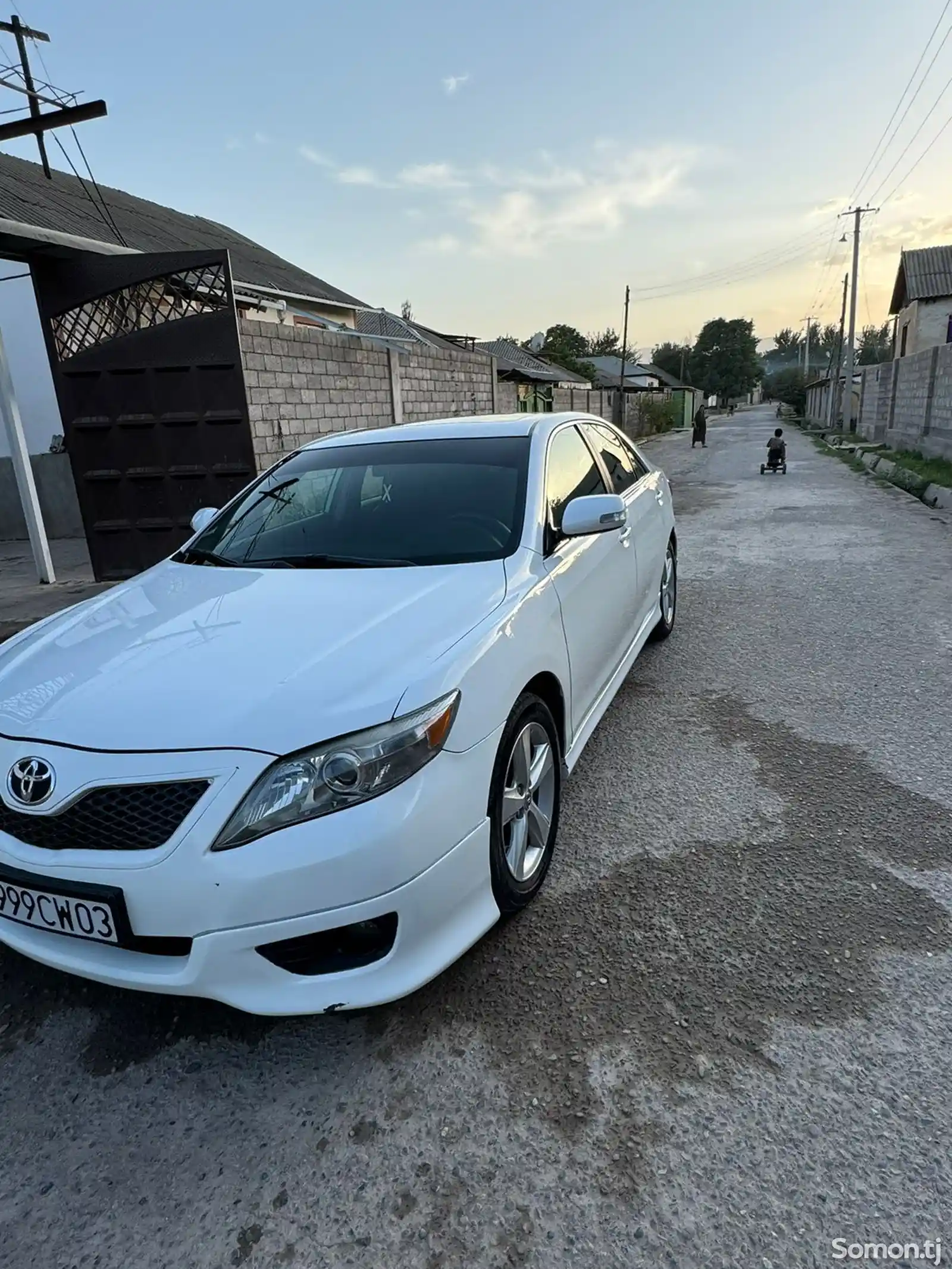 Toyota Camry, 2011-9