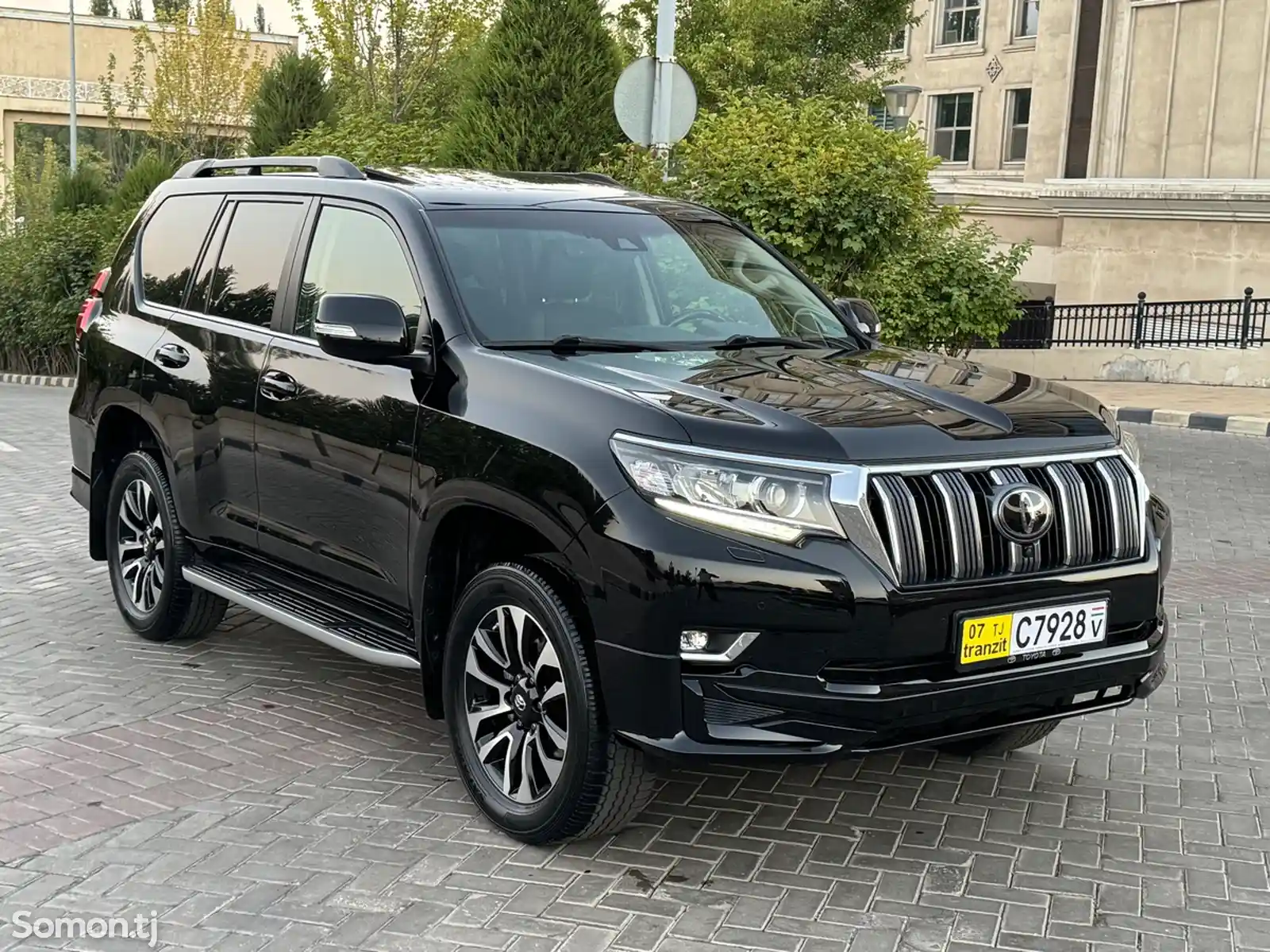 Toyota Land Cruiser Prado, 2022-8