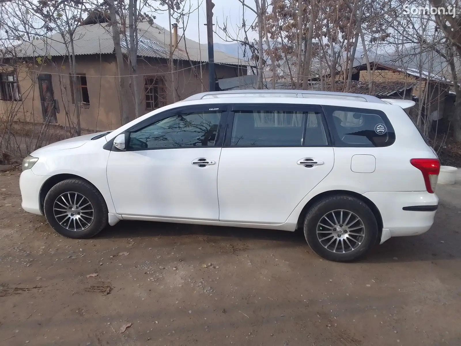 Toyota Fielder, 2009-1