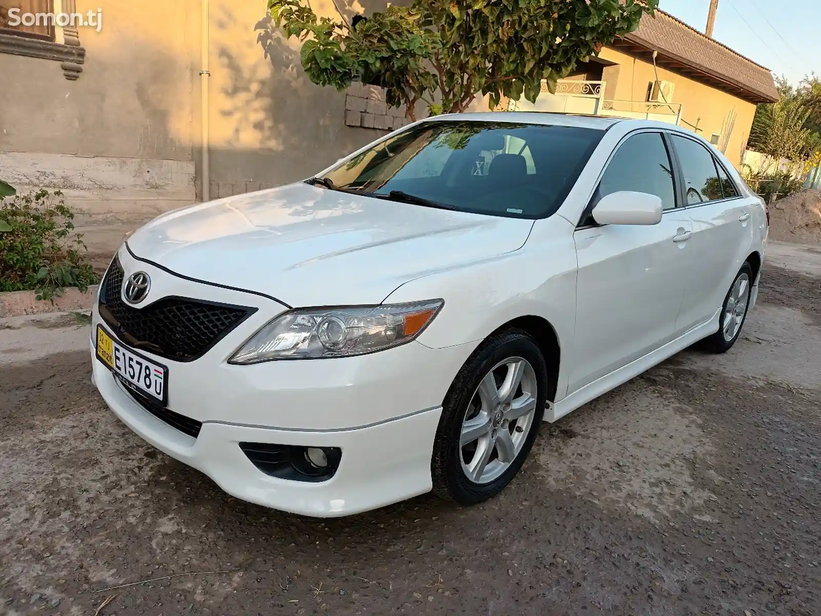 Toyota Camry, 2010-6