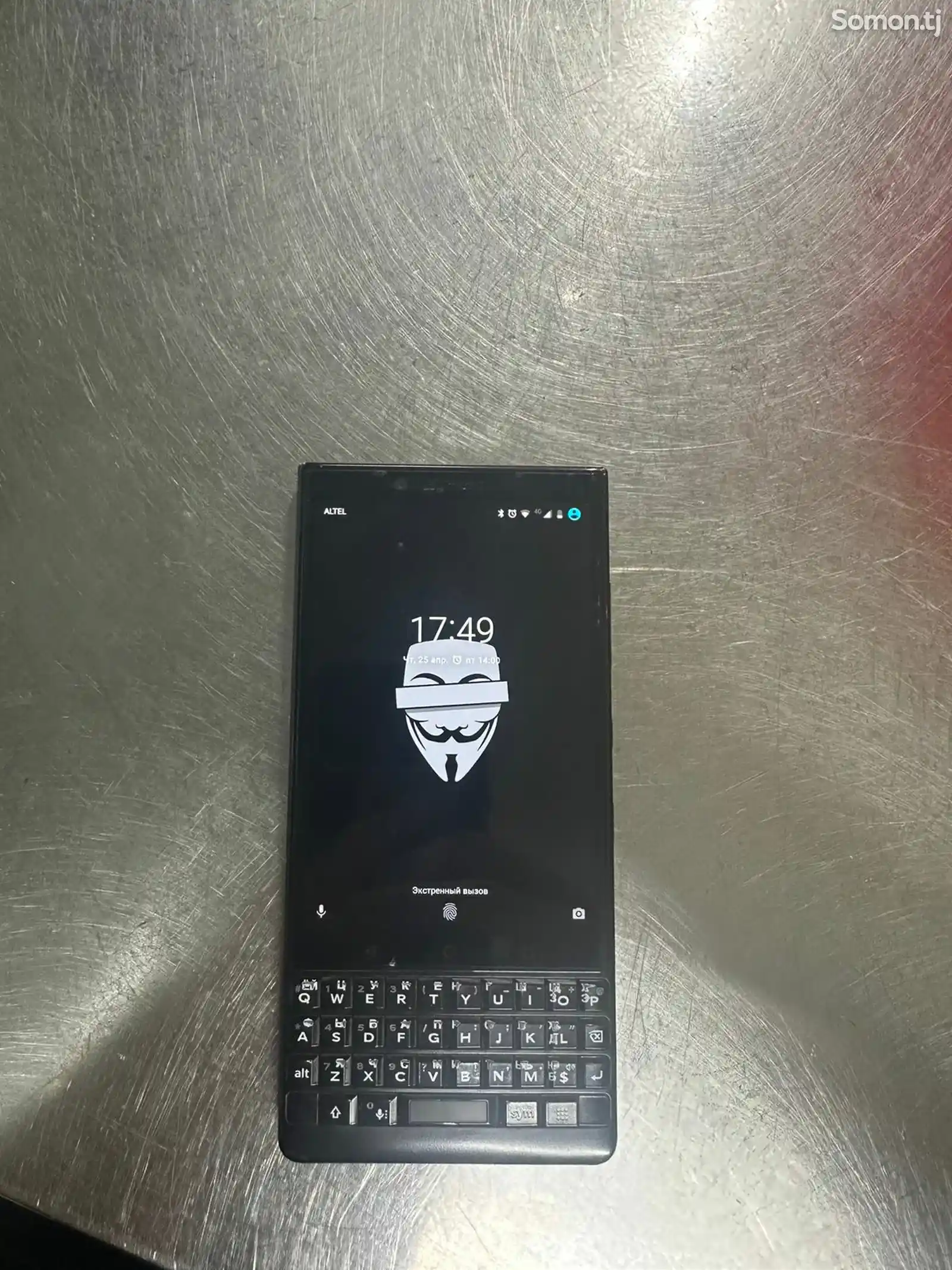 BlackBerry Key2-1