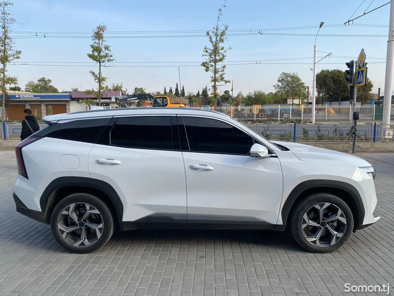 Geely Atlas, 2023-4