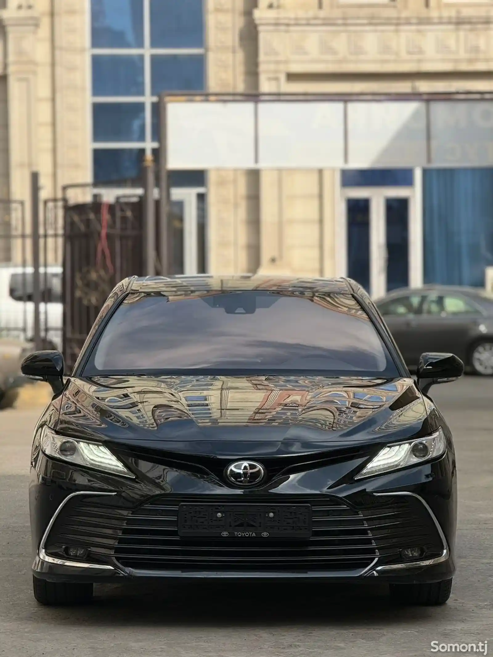 Toyota Camry, 2021-1