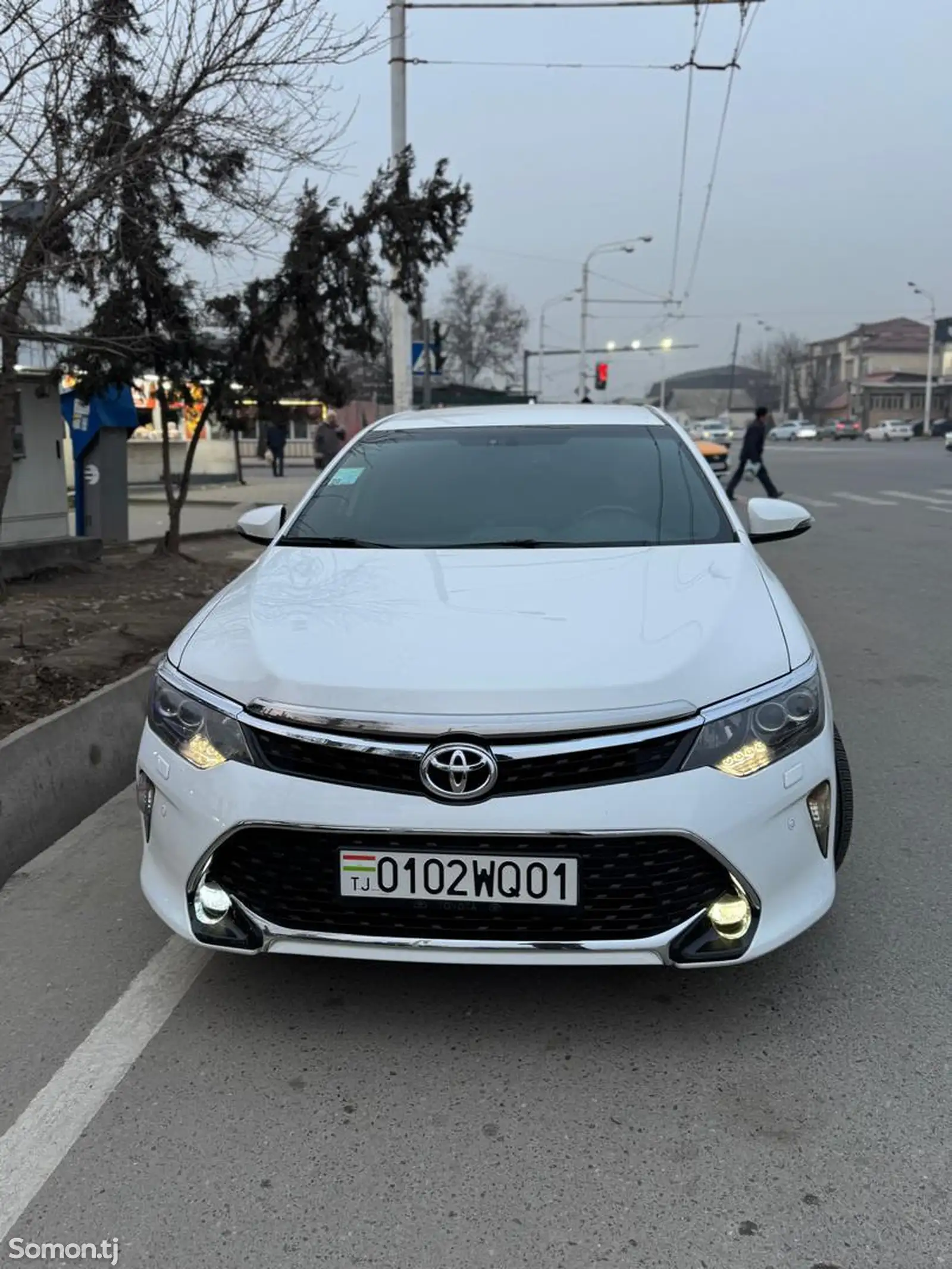 Toyota Camry, 2015-1