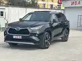 Toyota Highlander, 2022-2