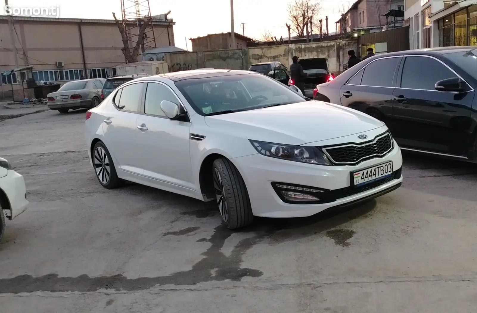 Kia K5, 2011-1