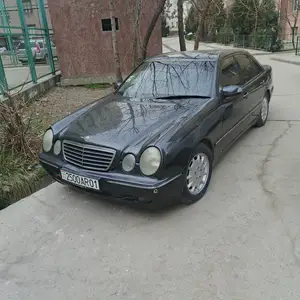 Mercedes-Benz E class, 2000