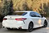 Toyota Camry, 2018-6