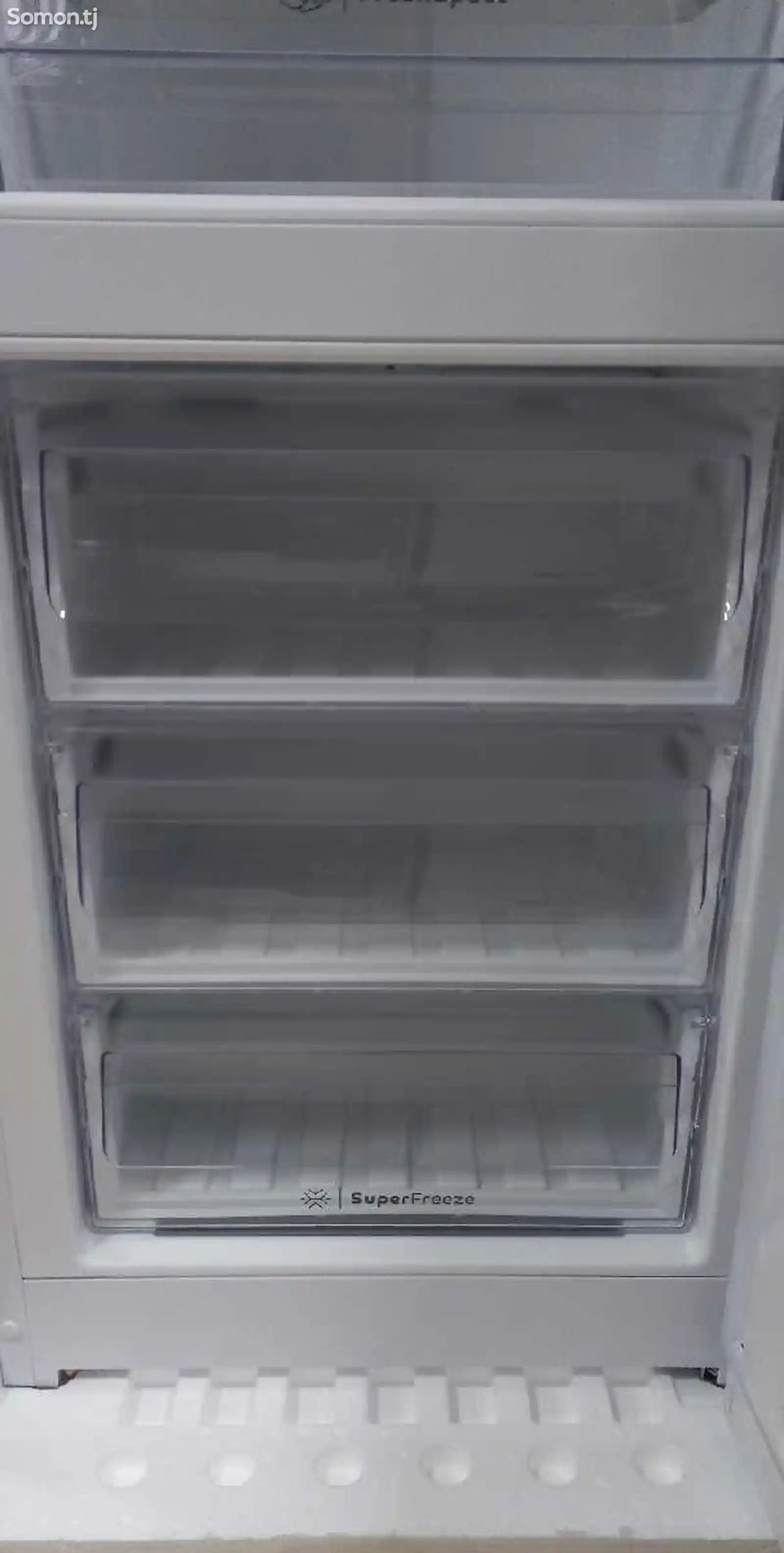 Холодильник Indesit Nofrost-3