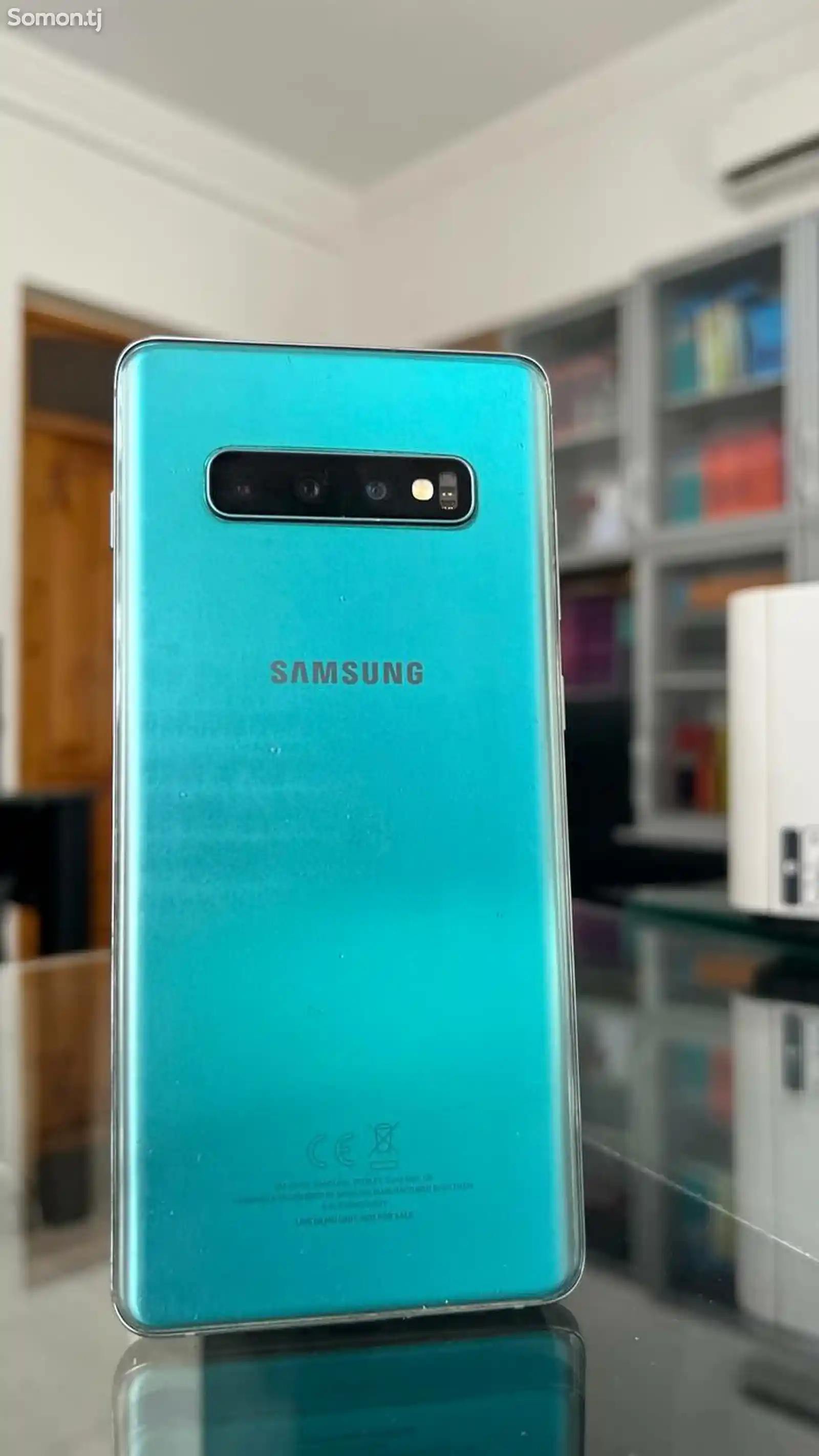 Samsung Galaxy S10+ plus-2