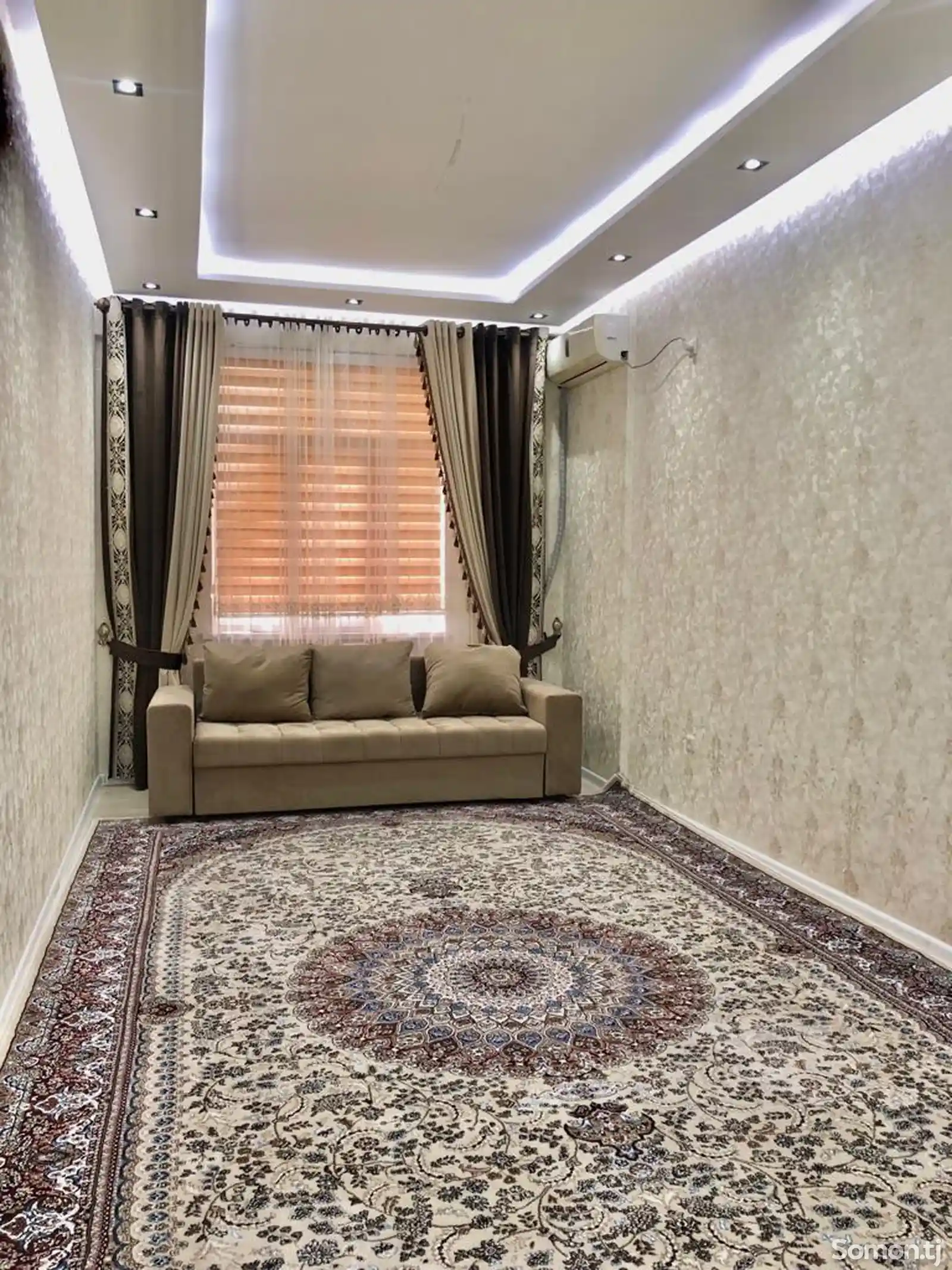 2-комн. квартира, 8 этаж, 60 м², Сомони, площадь Истиклол-1