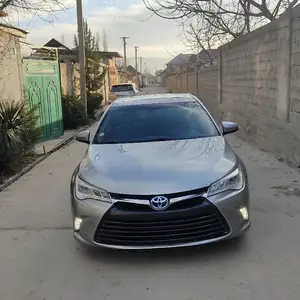 Toyota Camry, 2015