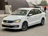 Volkswagen Polo, 2020-3