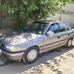 Opel Astra F, 1992