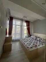 2-комн. квартира, 13 этаж, 60м², овир-5