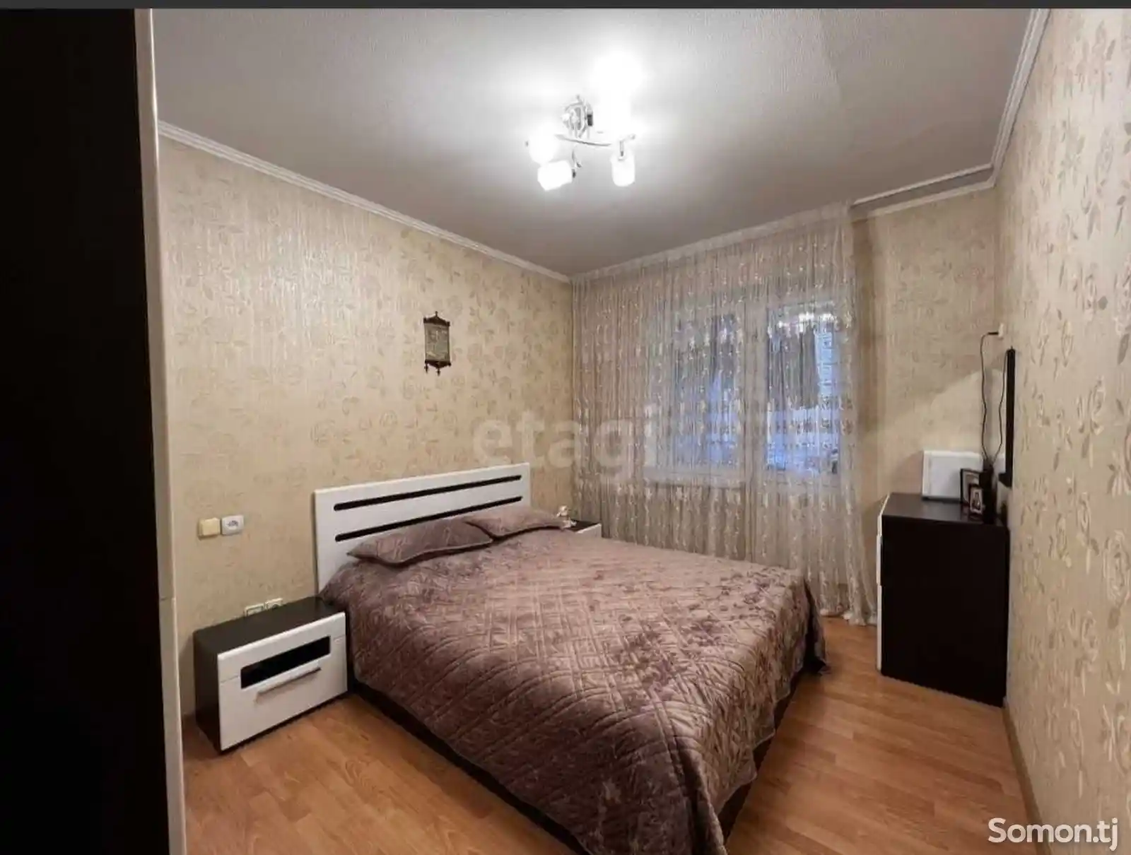 5-комн. квартира, 1 этаж, 250 м², Цирк-1