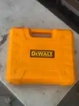 Шуруповерт DeWALT-2