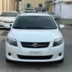 Toyota Fielder, 2010