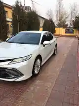 Toyota Camry, 2018-6