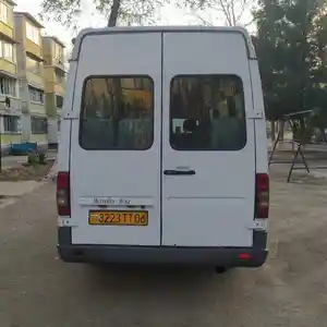 Стекло дверей Mercedes Benz Sprinter 2004