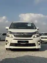 Toyota Vellfire, 2014-2