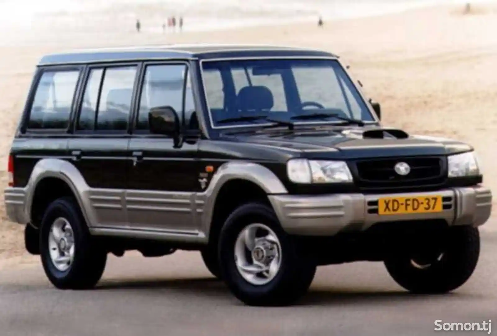 Лобовое стекло Hyundai Galloper 1991