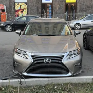 Lexus ES series, 2016