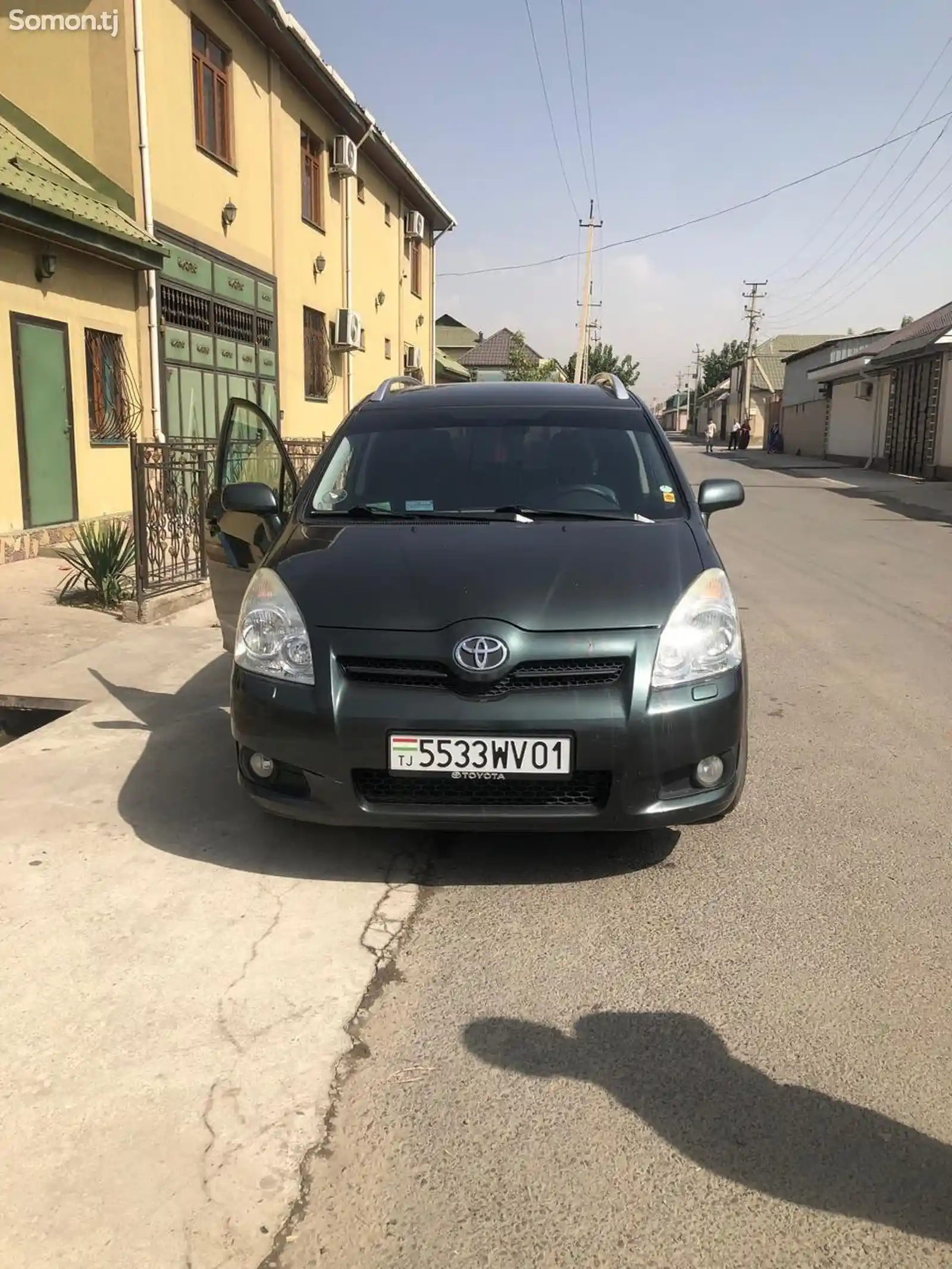 Toyota Avensis Verso, 2008-1