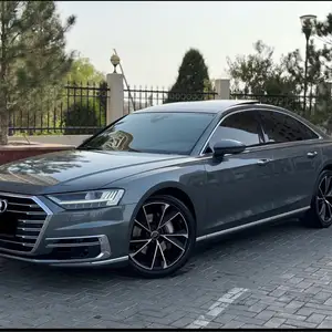 Audi A8, 2021