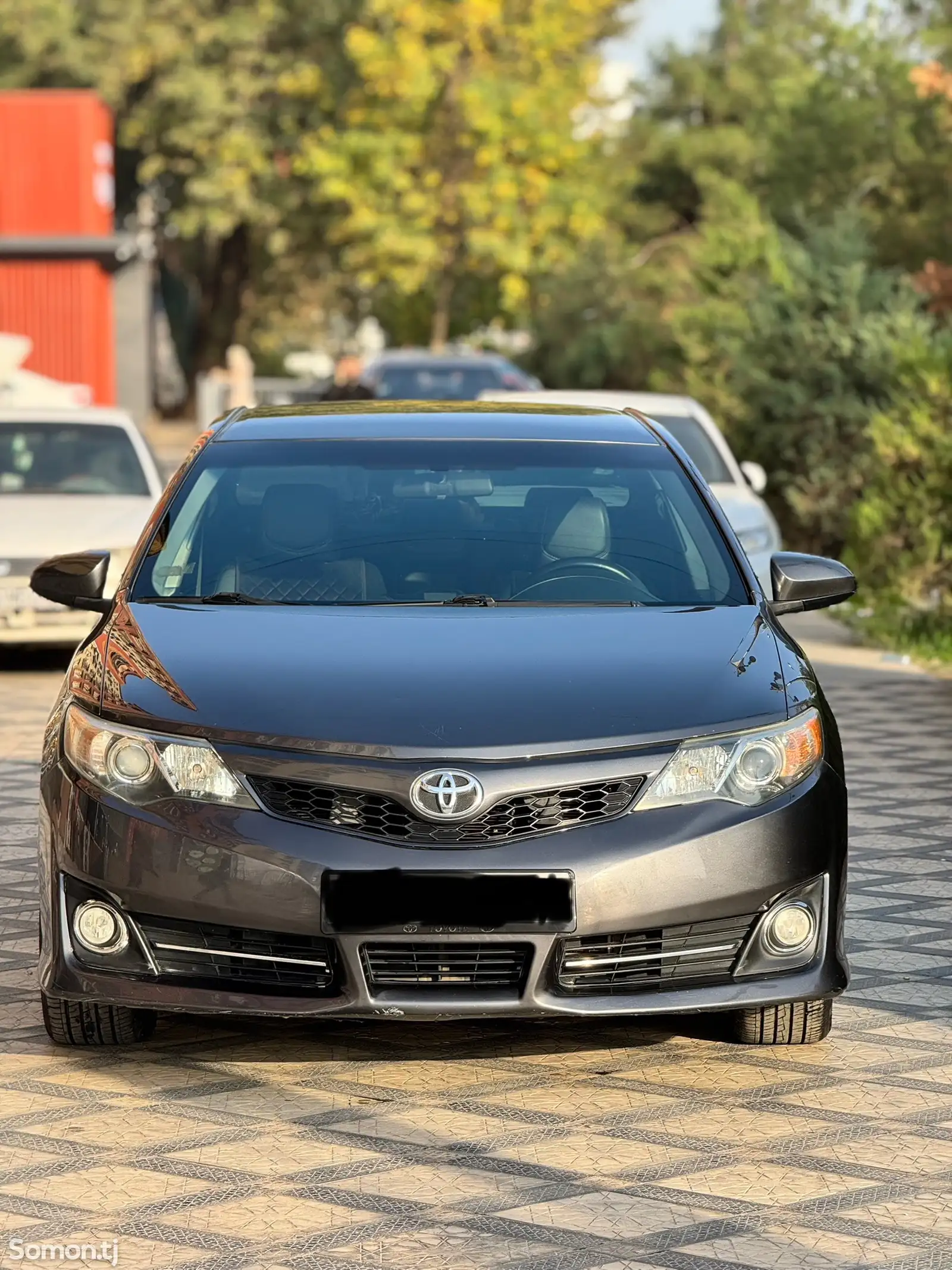 Toyota Camry, 2013-1