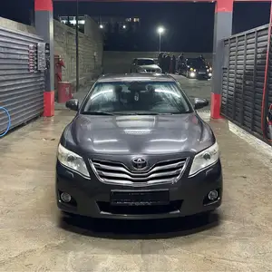 Toyota Camry, 2011